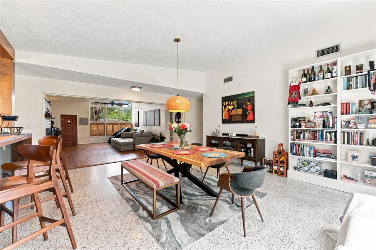 809 E River Drive, Temple Terrace, FL 33617 Photo
