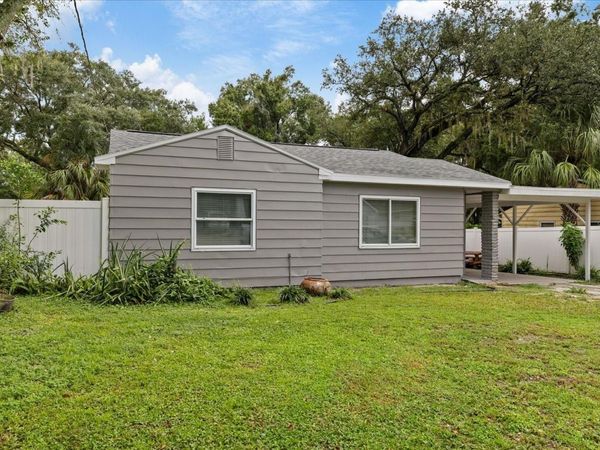 7710 N DARMOUTH AVENUE , TAMPA, FL 33604
