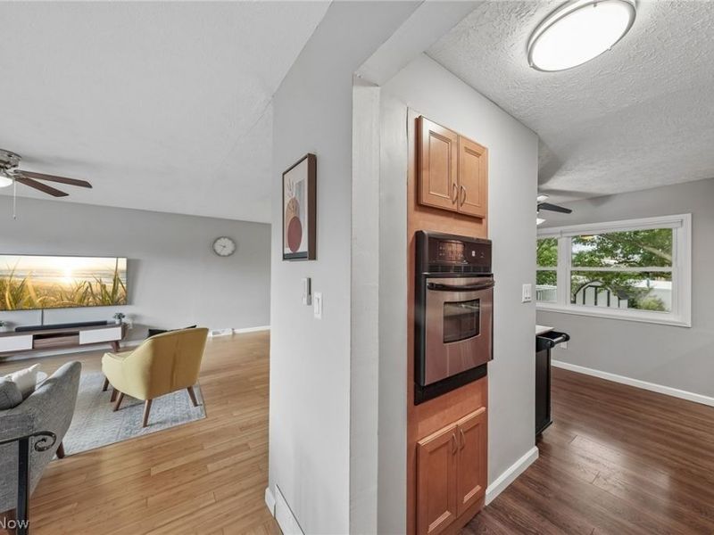 5750 Skyline Drive, Seven Hills, OH 44131 Photo 5
