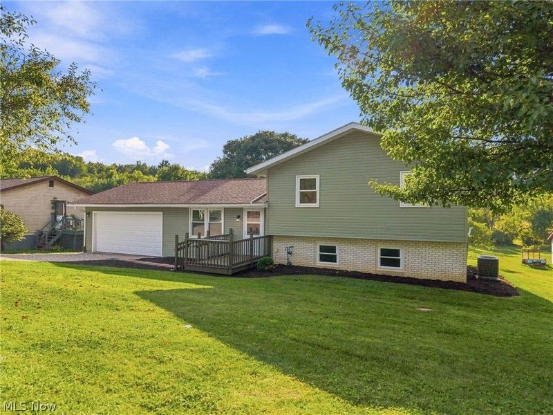 10856 Welton Road NE, Bolivar, OH 44612 Photo 3