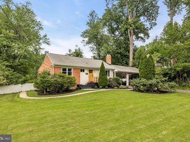 6616 KERNS ROAD , FALLS CHURCH, VA 22042