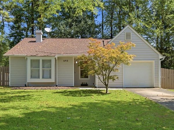 693 Brandlwood Way NW, Lilburn, GA 30047