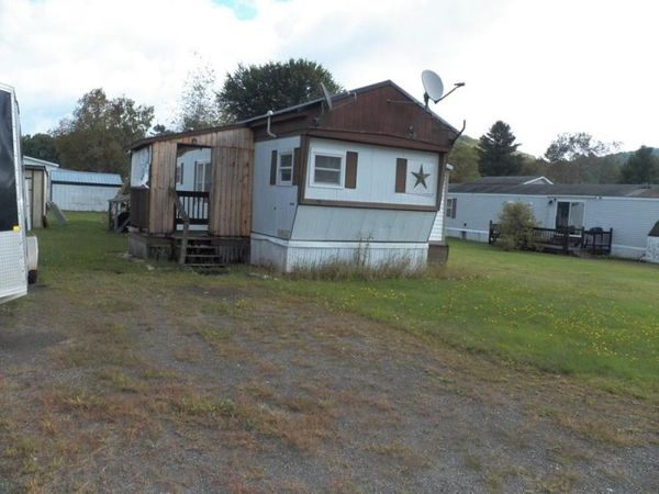 28 Preston Lane, Columbia, NH 03576