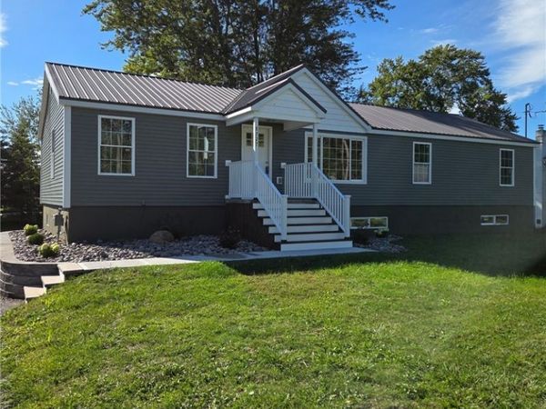 8727 Whiting Road, Cicero, NY 13039