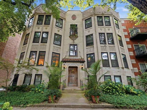 2443 W Lunt Avenue , Unit GE, Chicago, IL 60645