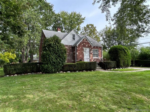 2275 Marlow Drive , Warren, Mi 48092