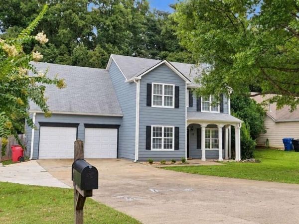 32 Maddox Road SE, Acworth, GA 30102