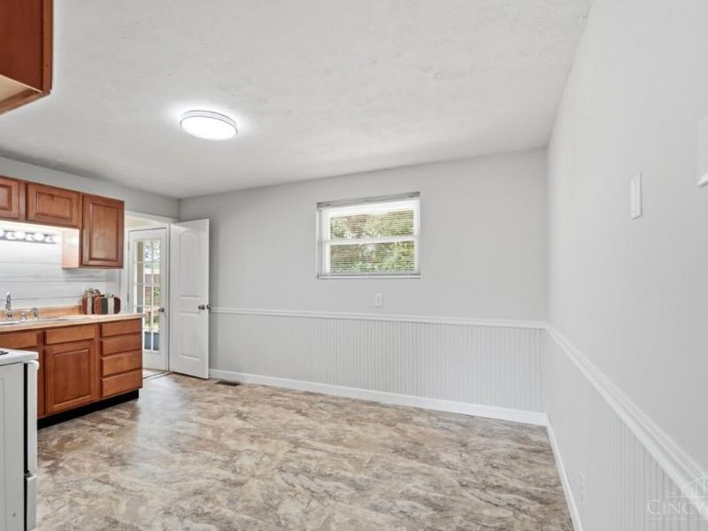 2183 Thrush Avenue, Ross Township, OH 45014 Photo 7