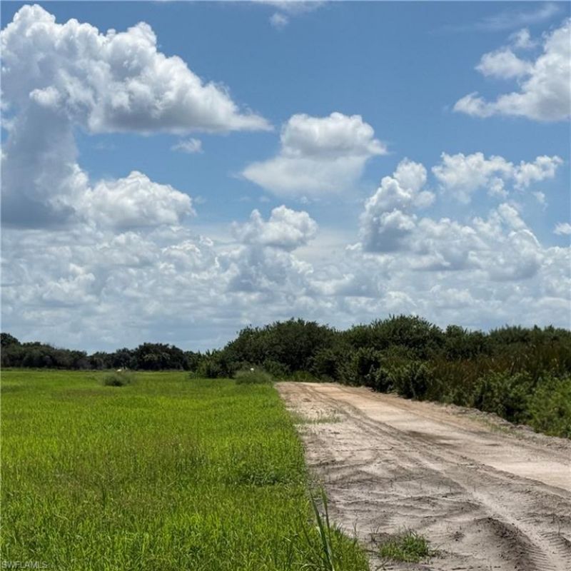 4495 1st Rd, Labelle, FL 33935 Photo