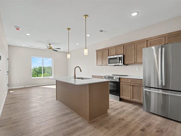 4428 Deer Creek Rd, Unit 307, Iowa City, IA 52246