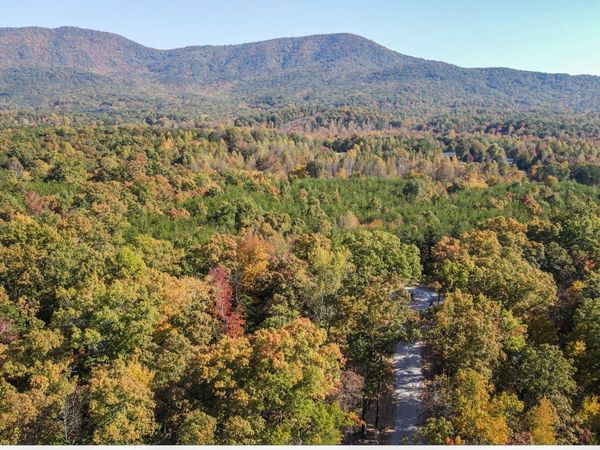 103 Cherokee Path , Unit 103, Tellico Plains, TN 37385