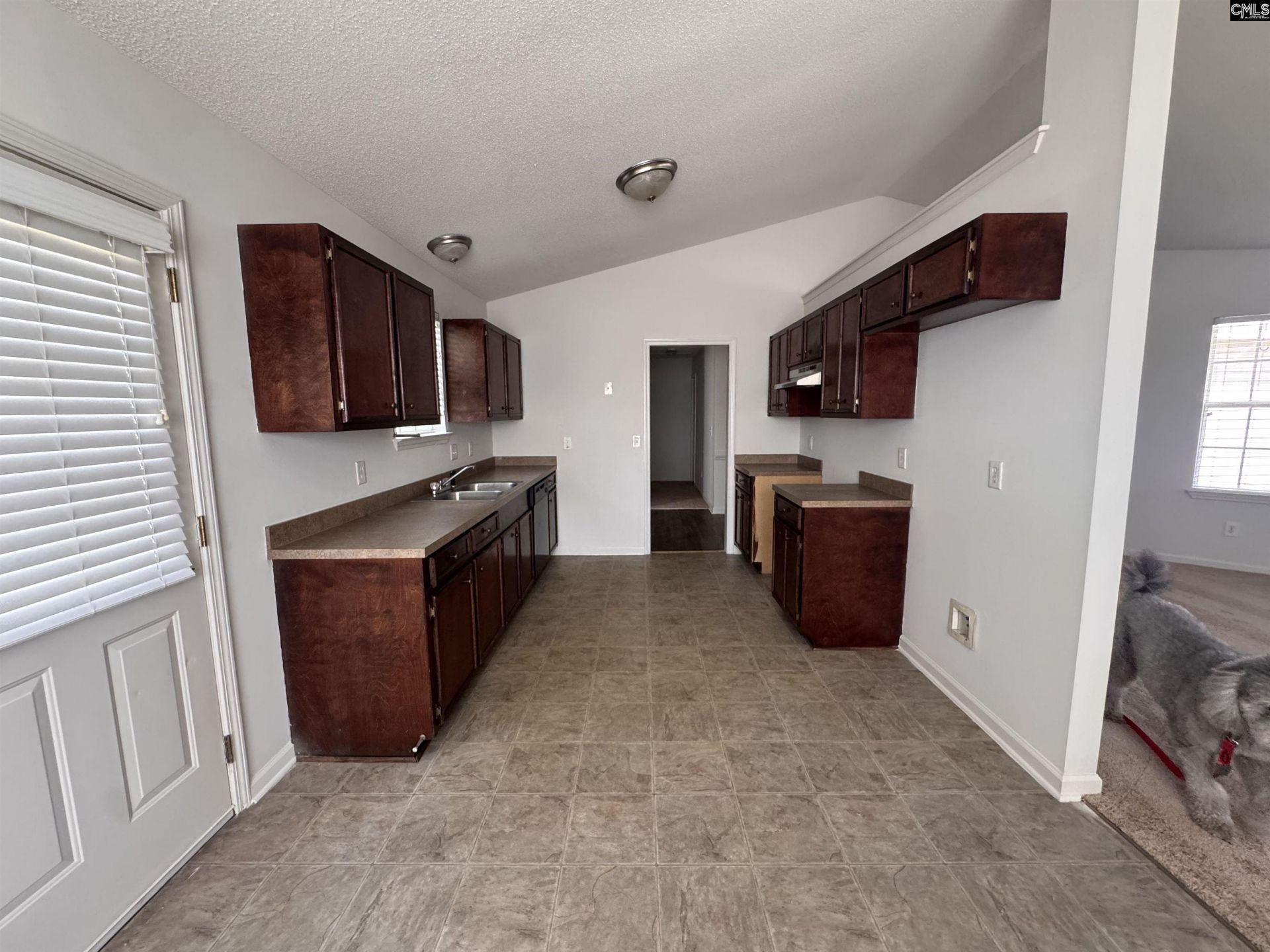 75 Sunset Maple Court  Photo 6