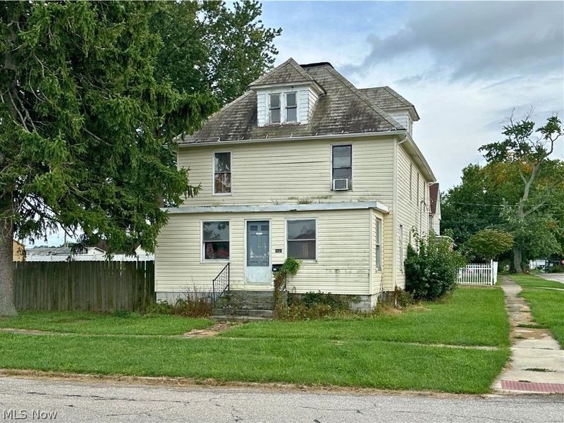 1628 W 10th Street, Ashtabula, OH 44004 Photo 2