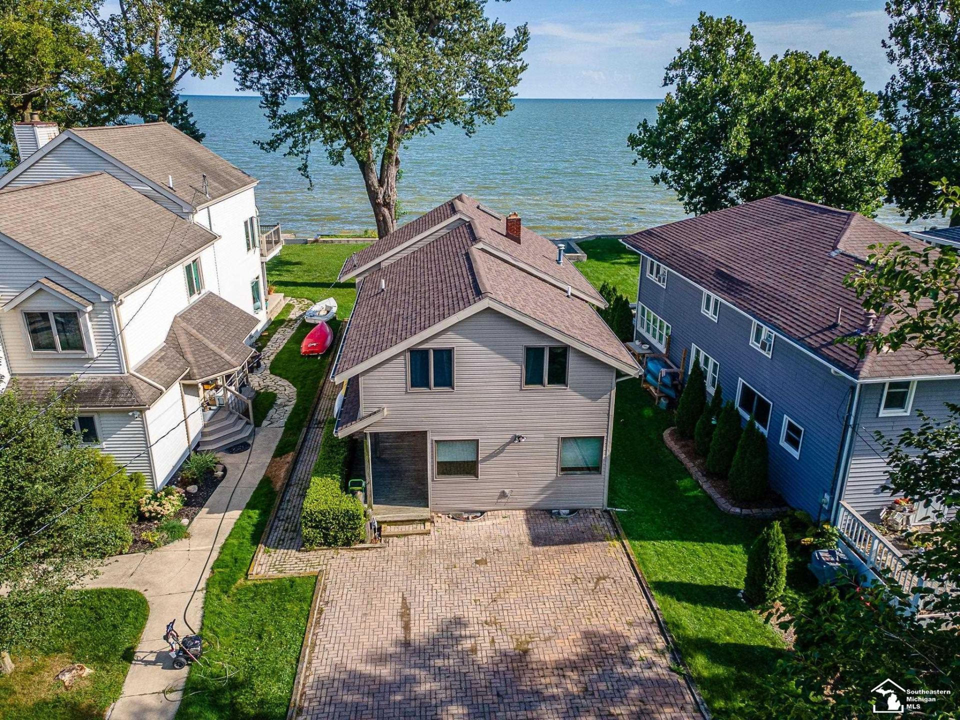 3360 Lakeshore Drive, Monroe, MI 48162 Main Photo