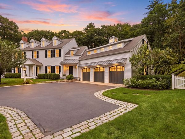 80 Lexington Rd, Lincoln, MA 01773
