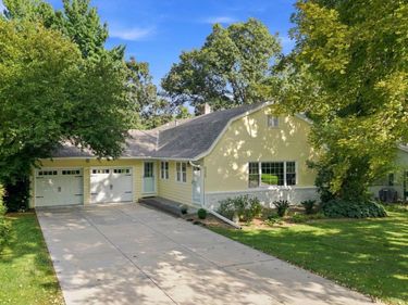 3125 S 102nd Street, Omaha, NE 68124