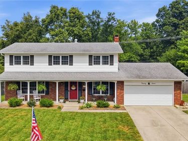 97 Mimosa Drive, Centerville, OH 45459