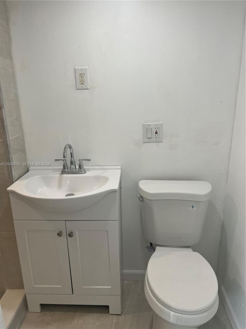 5700 SW 37th Ct, Unit 5700, Davie, FL 33314 Photo