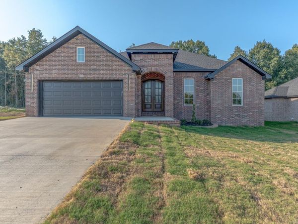 612 Cayson Street, Bono, AR 72416