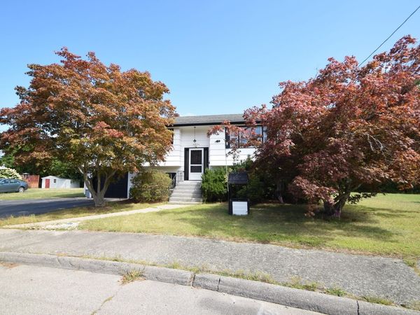 27 Niles Rd, Randolph, MA 02368