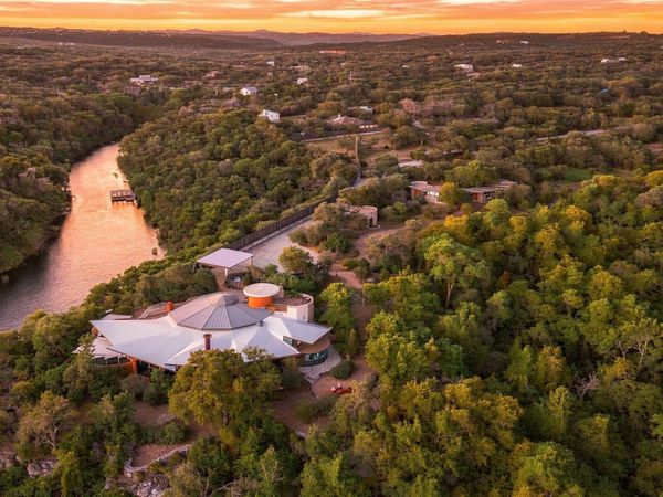 4002 Tyx Trail, Spicewood, TX 78669