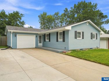 7041 Garland Street, Lincoln, NE 68505
