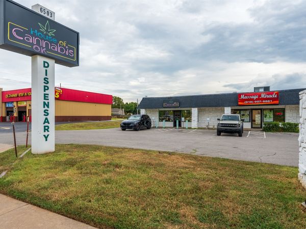 6503 S Elm Place, Broken Arrow, OK 74011