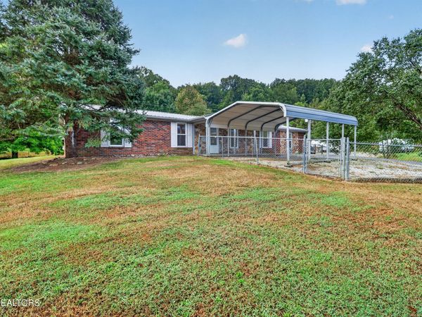 688 Rocky Summit Rd, Bean Station, TN 37708