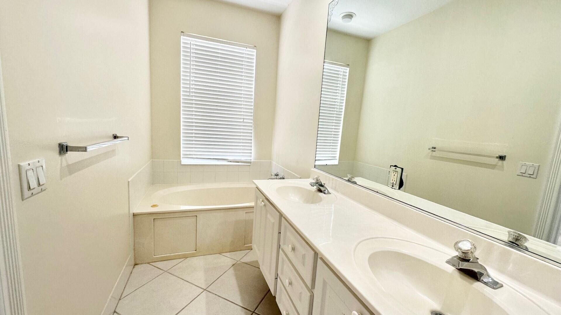 2171 Tigris Drive, West Palm Beach, FL 33411 Photo