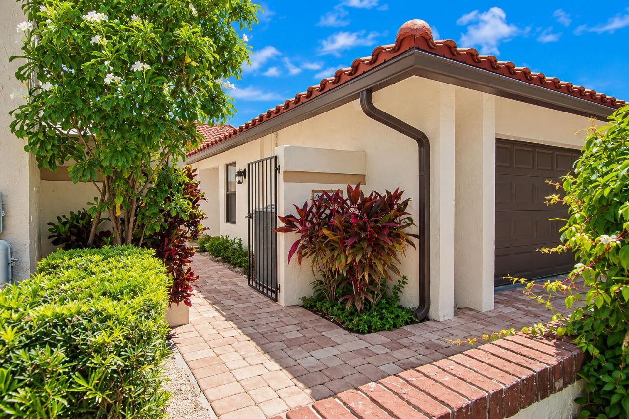 21460 Laguna Drive, Boca Raton, FL 33433 Photo