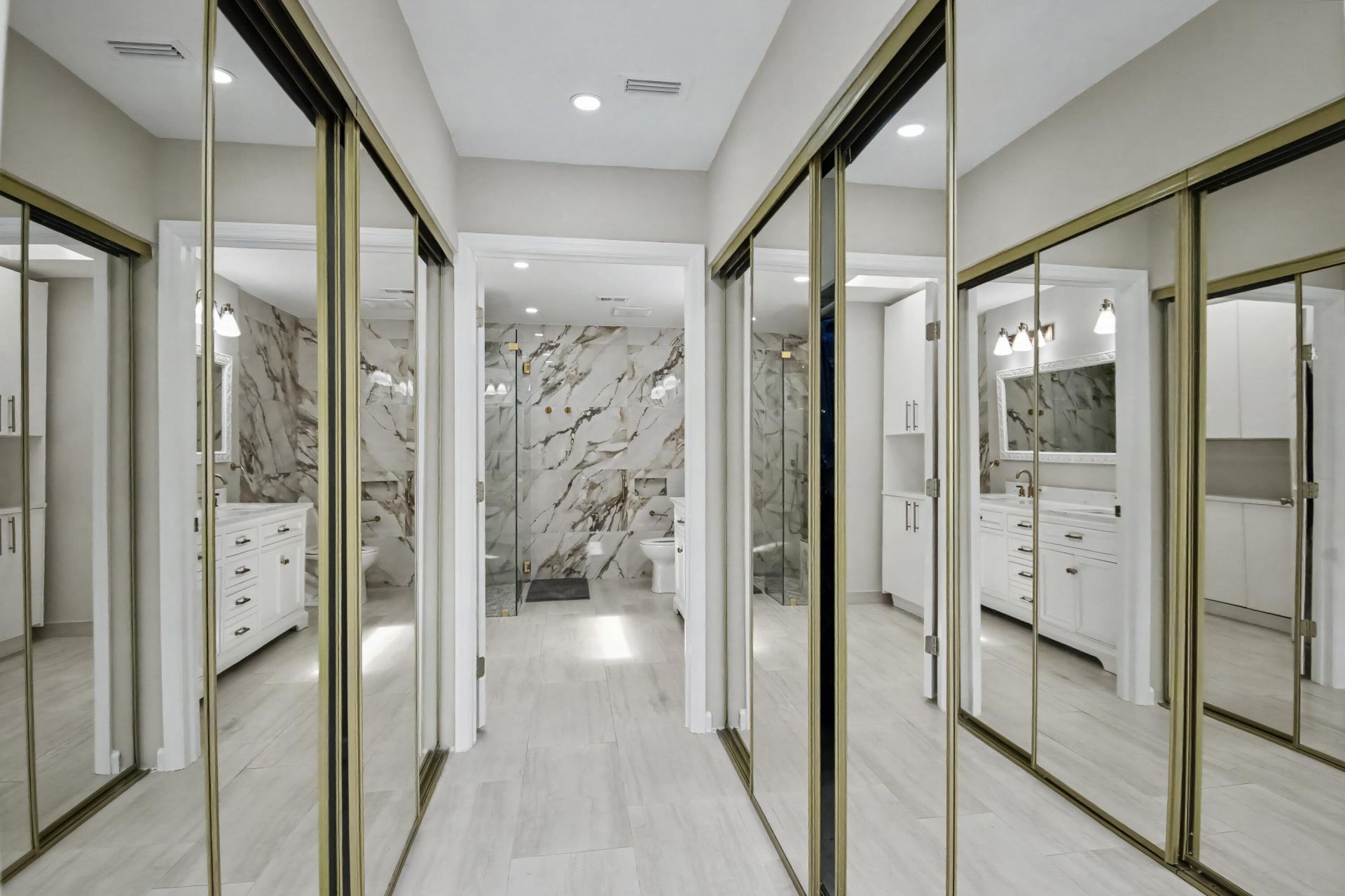 21460 Laguna Drive, Boca Raton, FL 33433 Photo