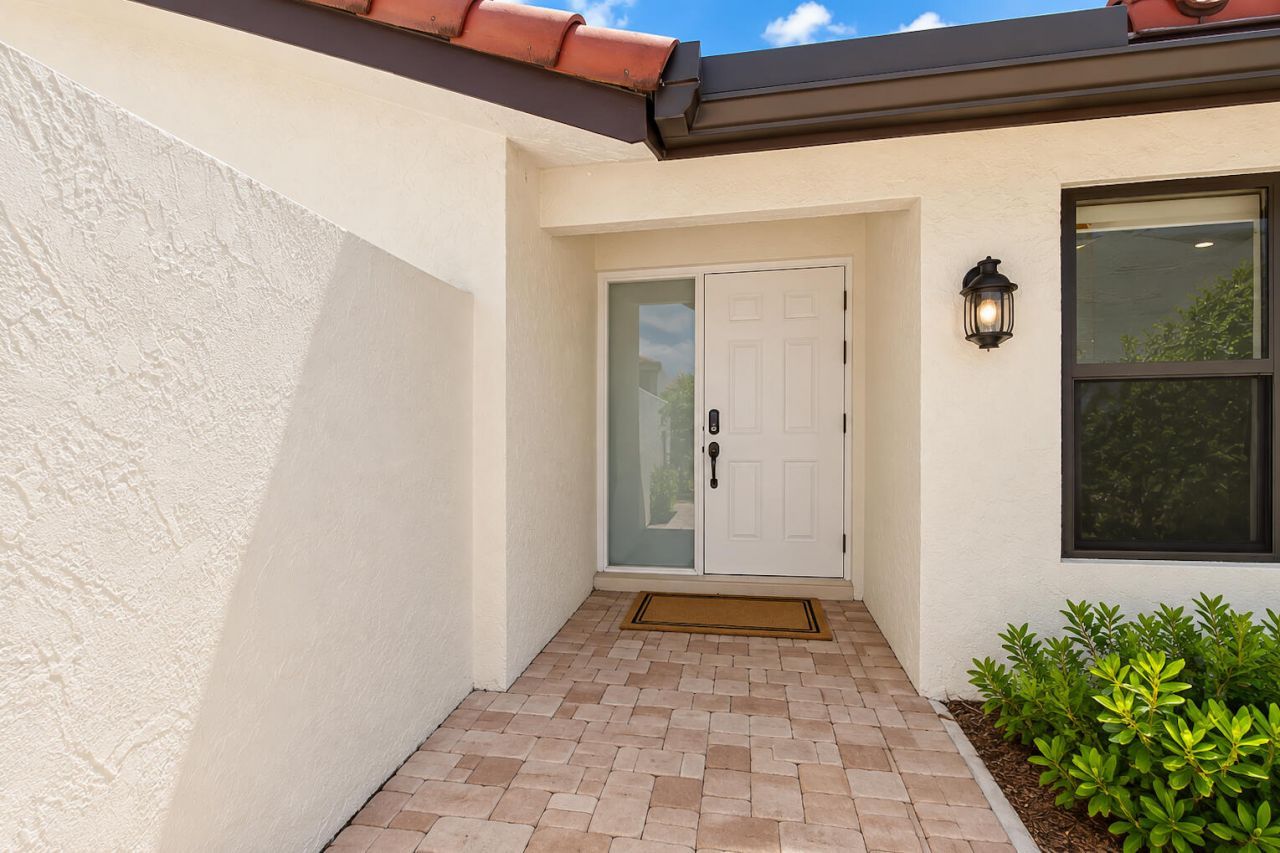 21460 Laguna Drive, Boca Raton, FL 33433 Photo