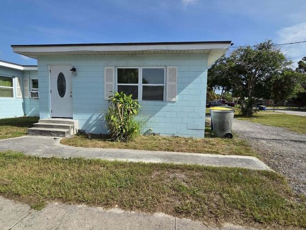 2204 Ave G, Fort Pierce, FL 34950