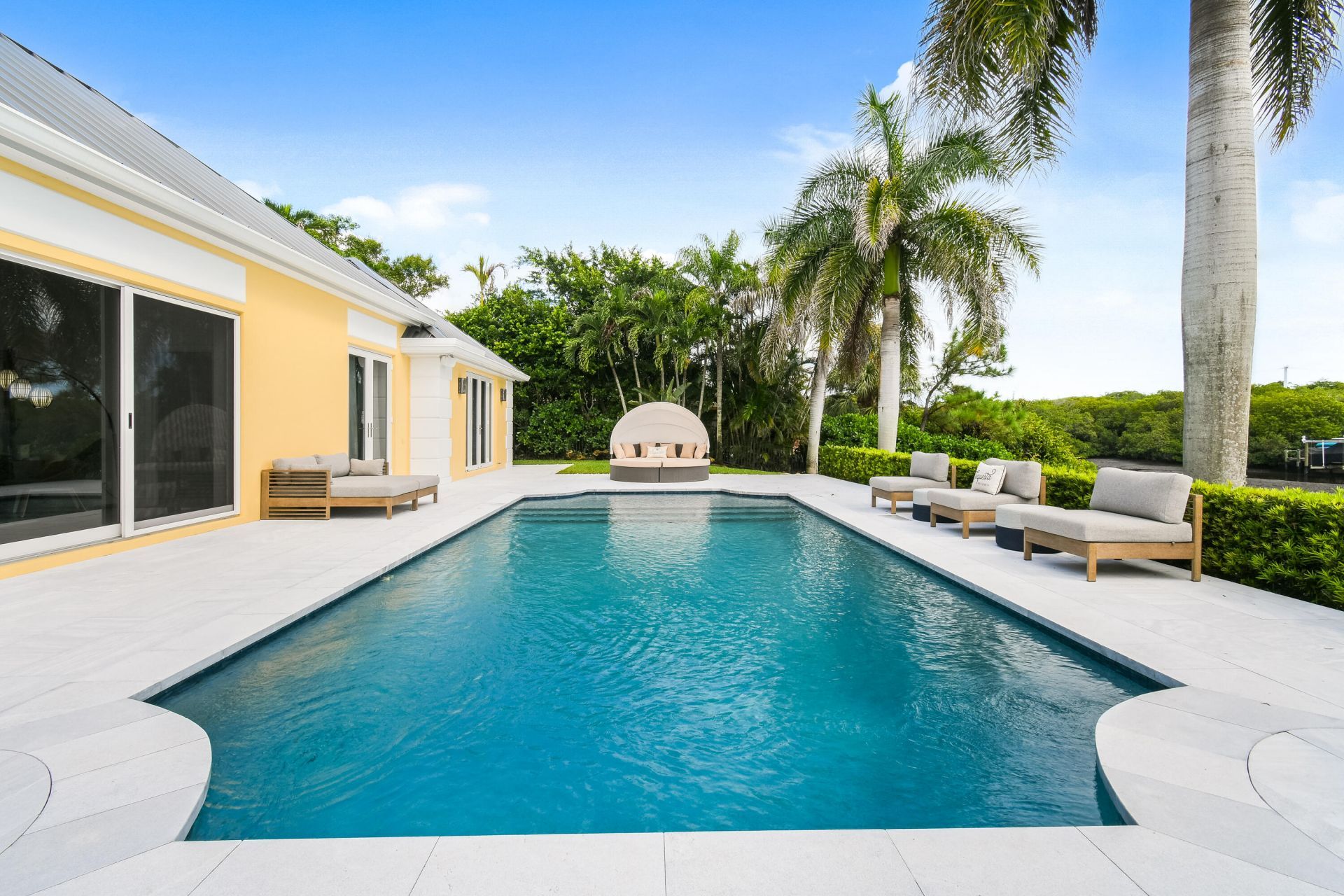 18444 SE Heritage Drive, Tequesta, FL 33469 Photo