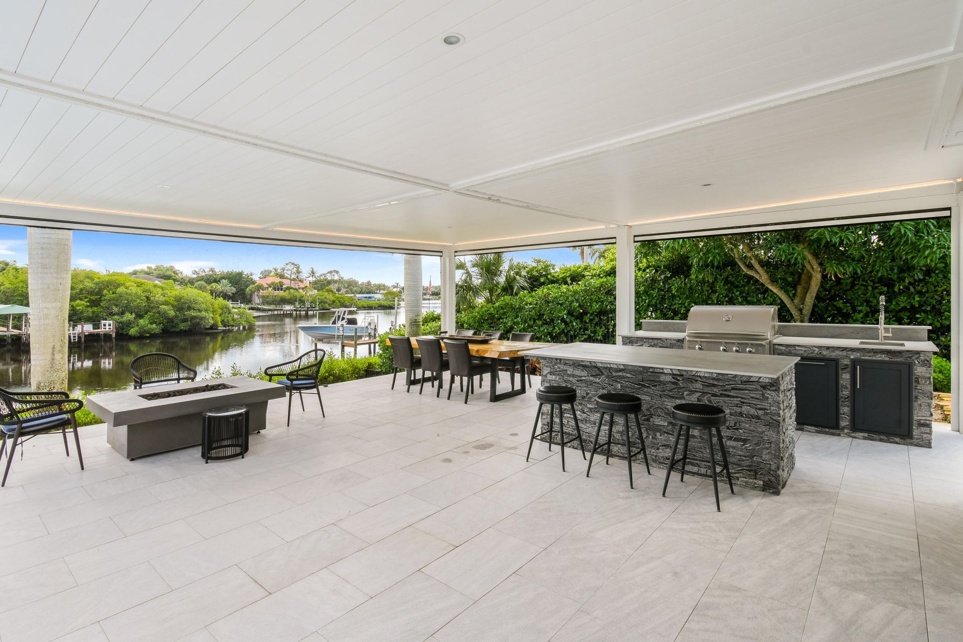 18444 SE Heritage Drive, Tequesta, FL 33469 Photo