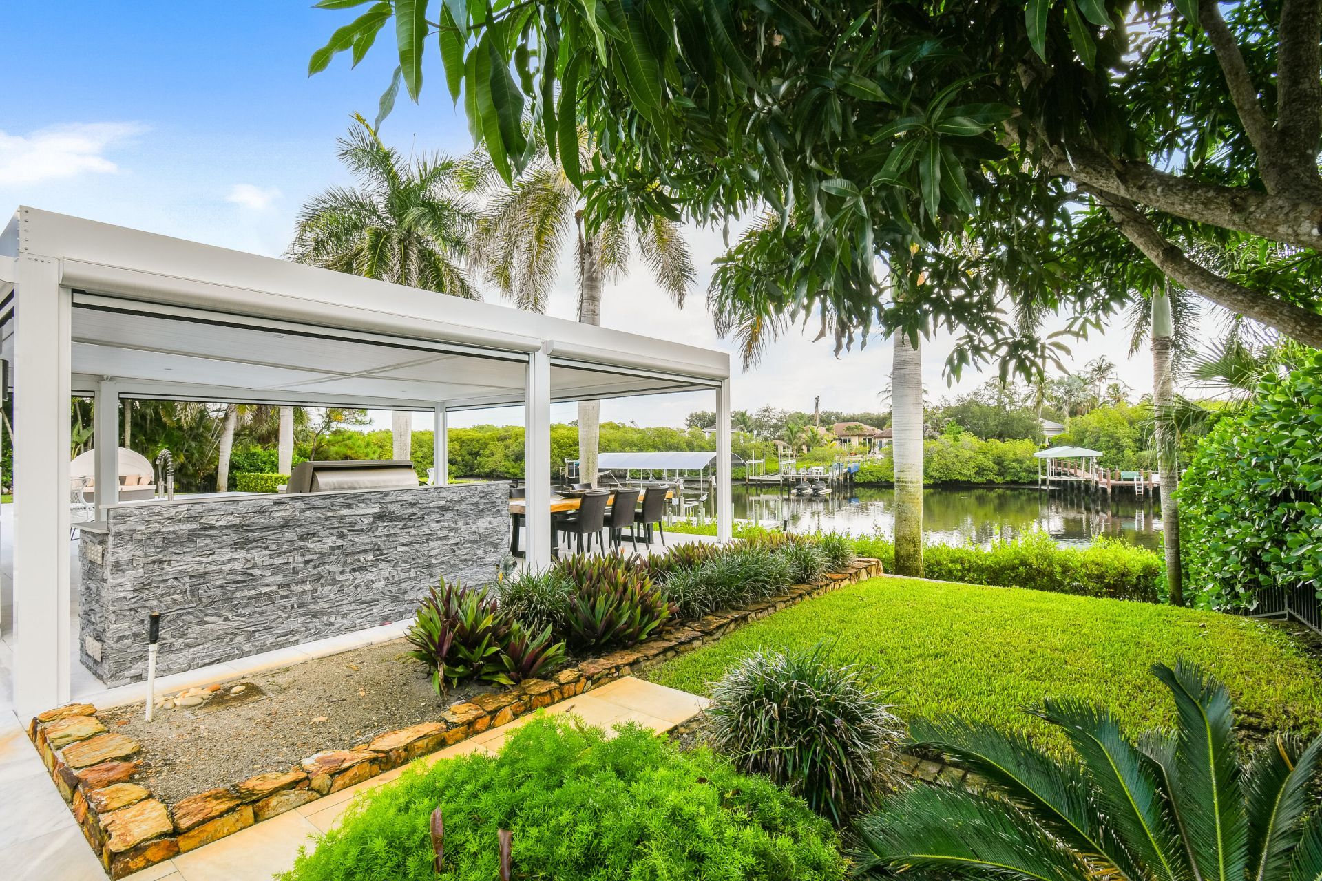 18444 SE Heritage Drive, Tequesta, FL 33469 Photo