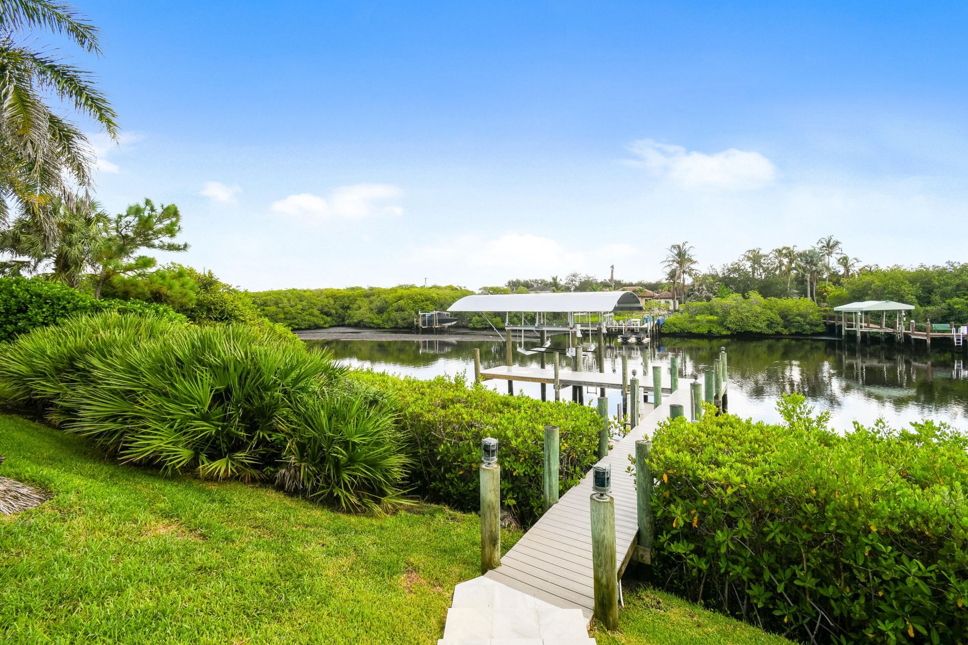 18444 SE Heritage Drive, Tequesta, FL 33469 Photo