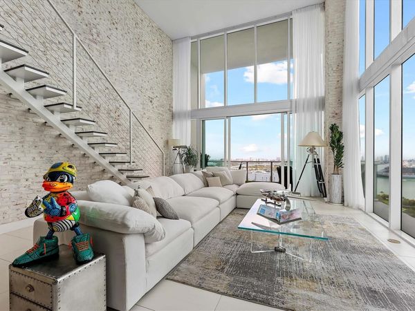 1040 Biscayne Boulevard, Unit 2101, Miami, FL 33132