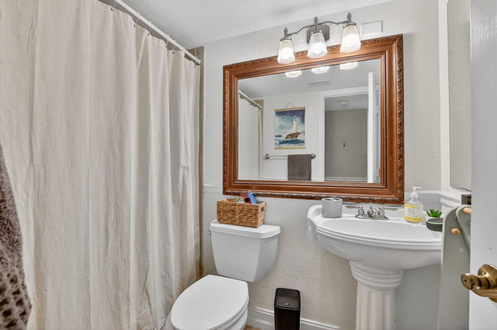 21895 Lake Forest Circle, Unit 201, Boca Raton, FL 33433 Photo