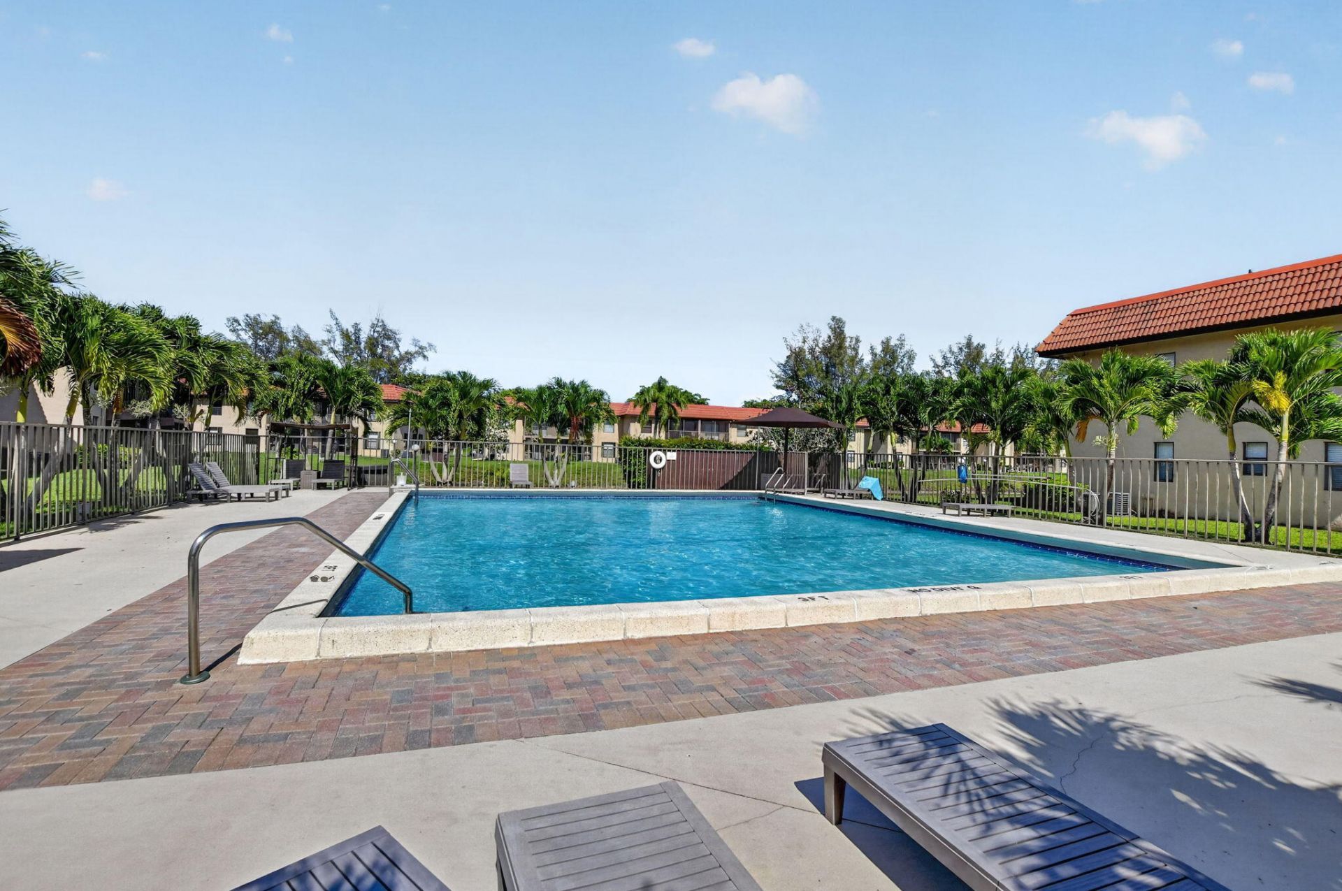 21895 Lake Forest Circle, Unit 201, Boca Raton, FL 33433 Photo