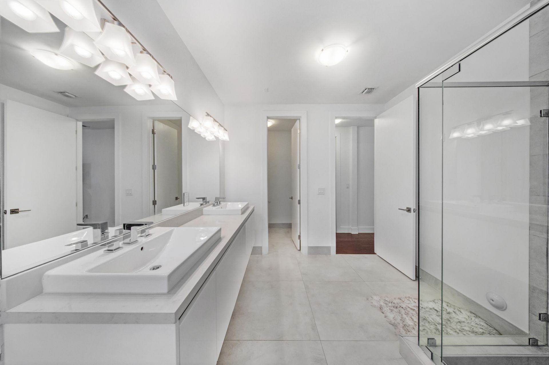 10081 NW 75th Terrace, Doral, FL 33178 Photo