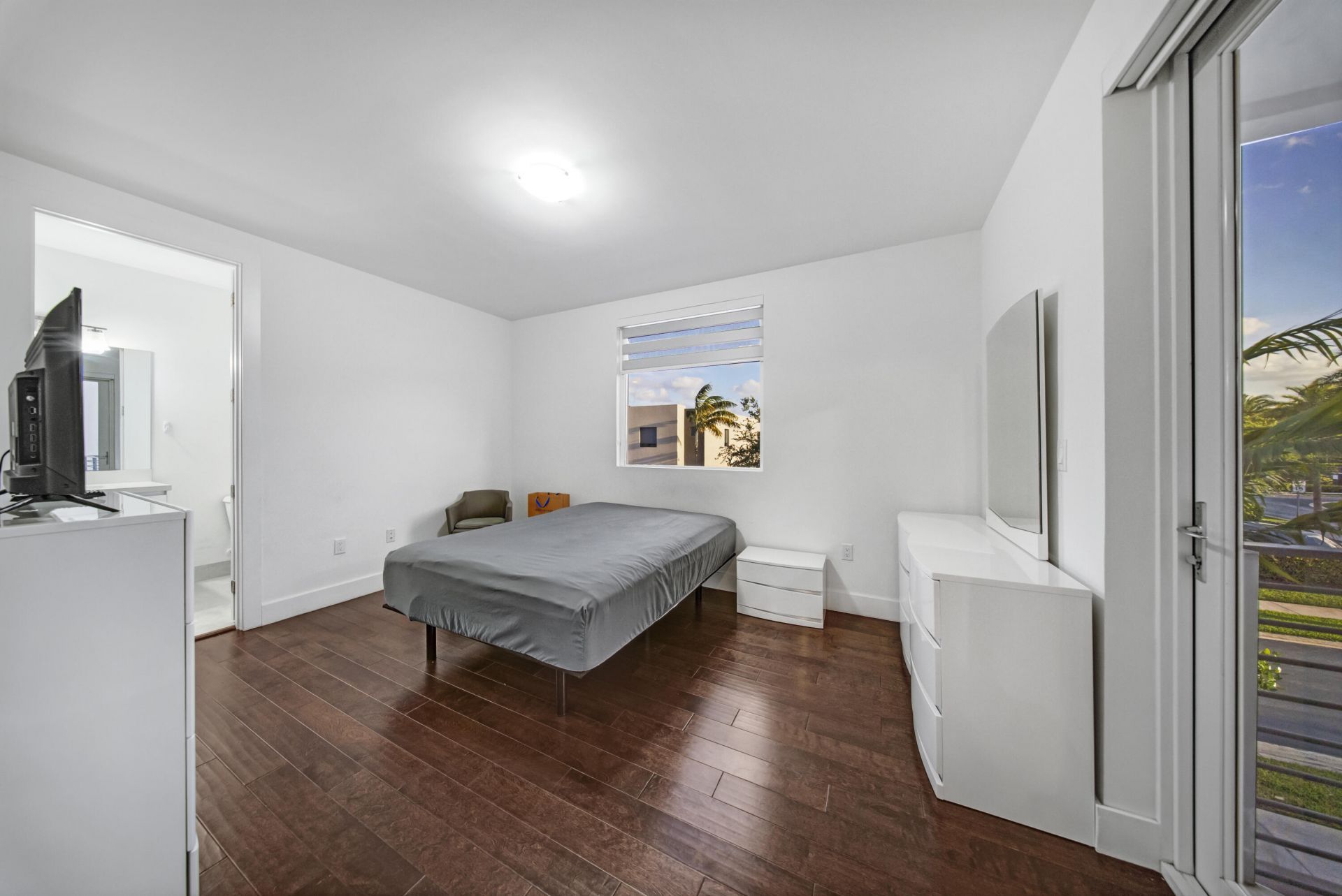 10081 NW 75th Terrace, Doral, FL 33178 Photo