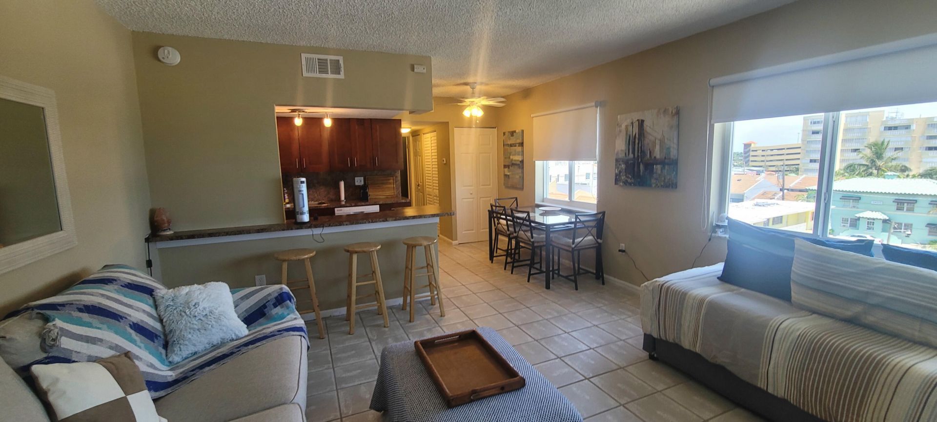 300 Oregon Street, Unit 409, Hollywood, FL 33019 Photo