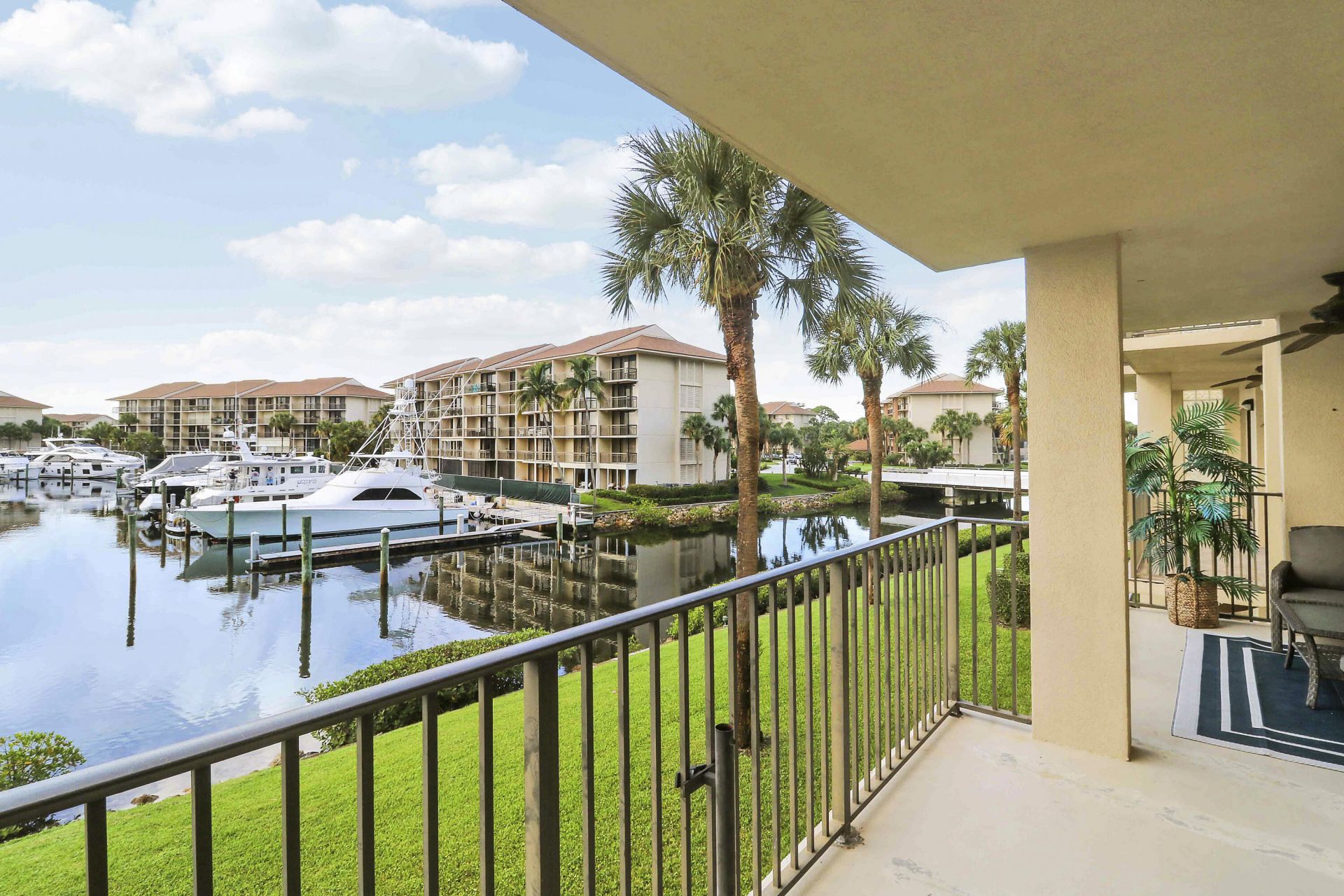 1601 Marina Isle Way, Unit 202, Jupiter, FL 33477 Photo