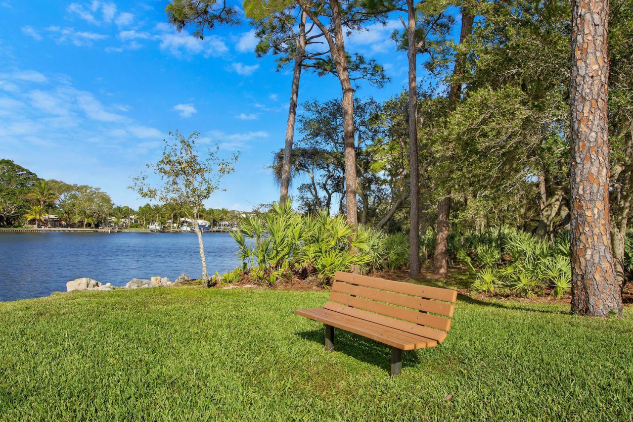 1601 Marina Isle Way, Unit 202, Jupiter, FL 33477 Photo