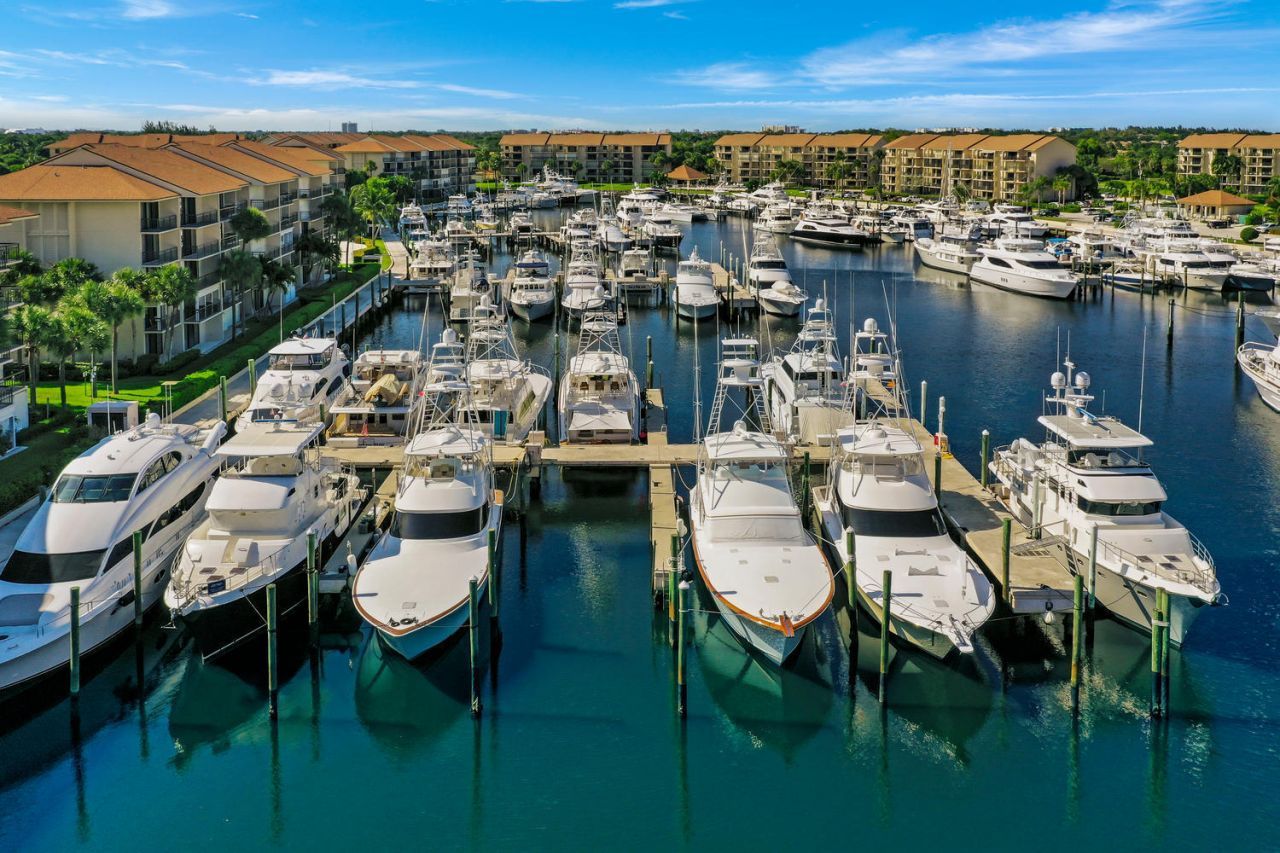 1601 Marina Isle Way, Unit 202, Jupiter, FL 33477 Photo