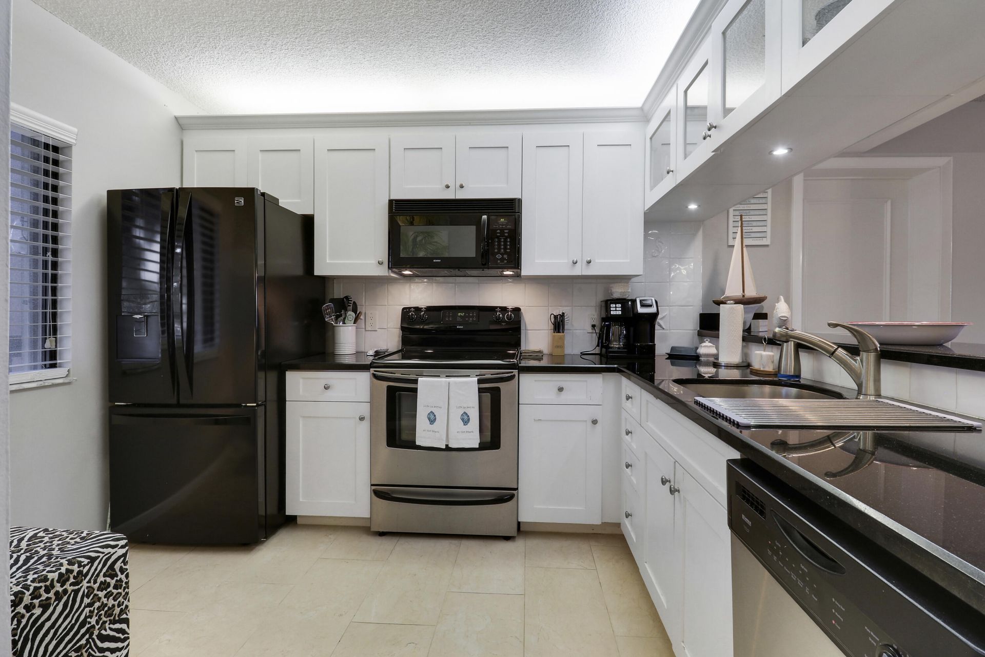 1601 Marina Isle Way, Unit 202, Jupiter, FL 33477 Photo