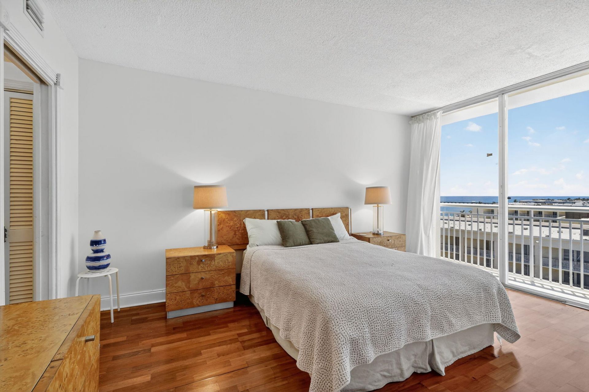2780 S Ocean Boulevard, Unit 806, Palm Beach, FL 33480 Photo