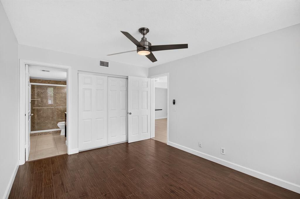 706 Executive Center Drive, Unit 24, West Palm Beach, FL 33401 Photo