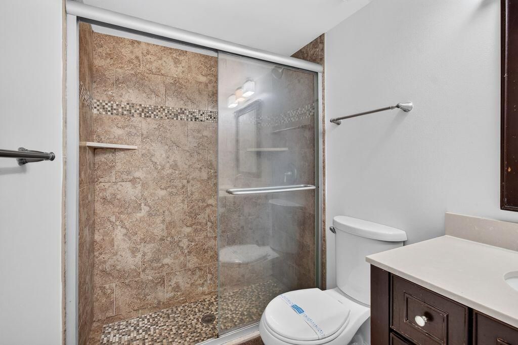 706 Executive Center Drive, Unit 24, West Palm Beach, FL 33401 Photo